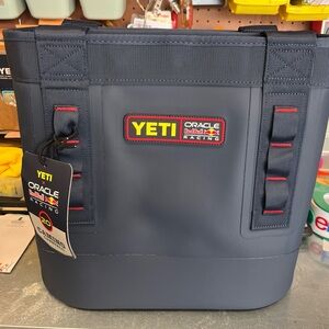 Yeti Camino 20 Oracle Red Bull Racing Very Limited ORBR - NAVY NIGHT SKY